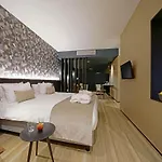 Hotel My 4*